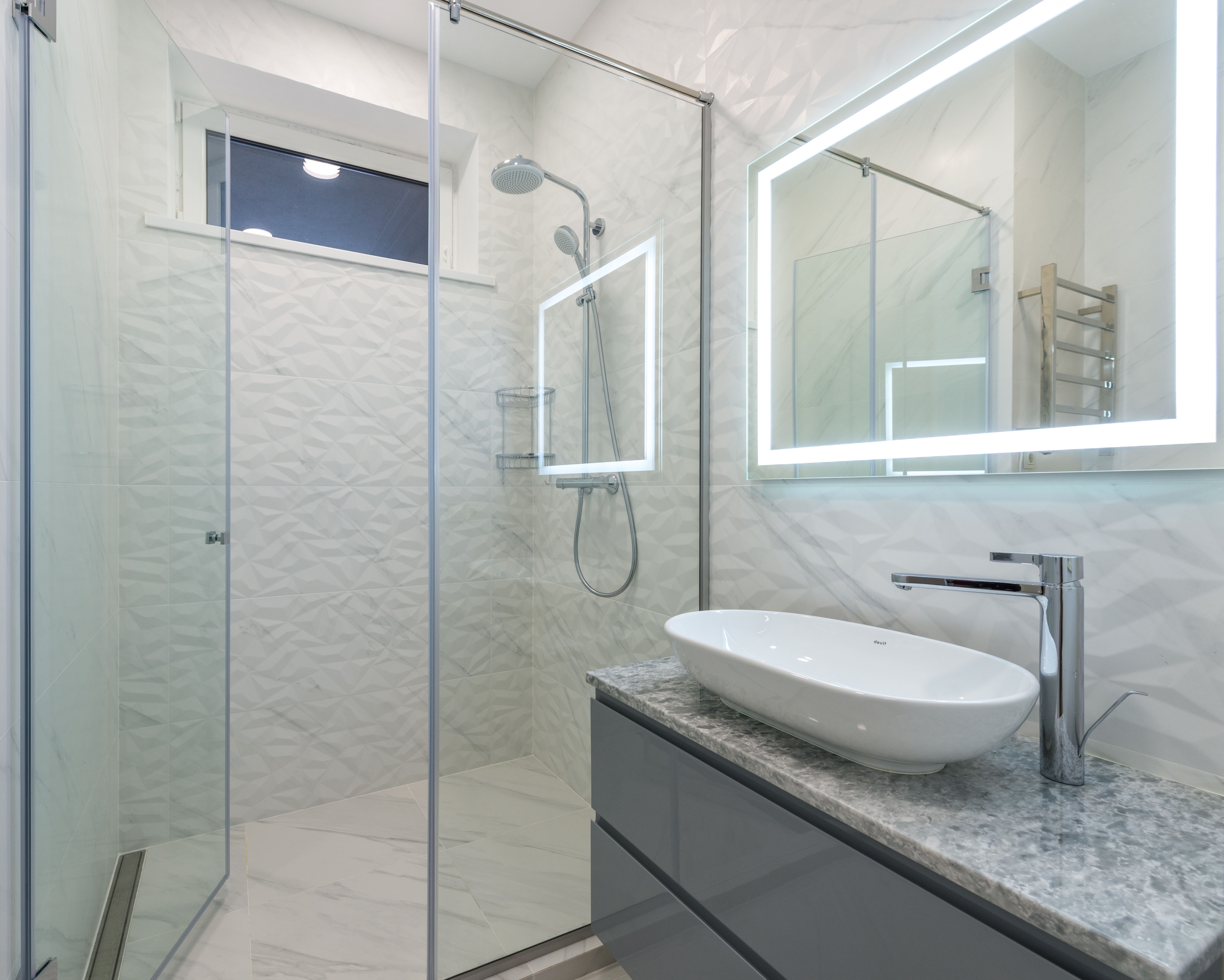 Fluted Marble Basin